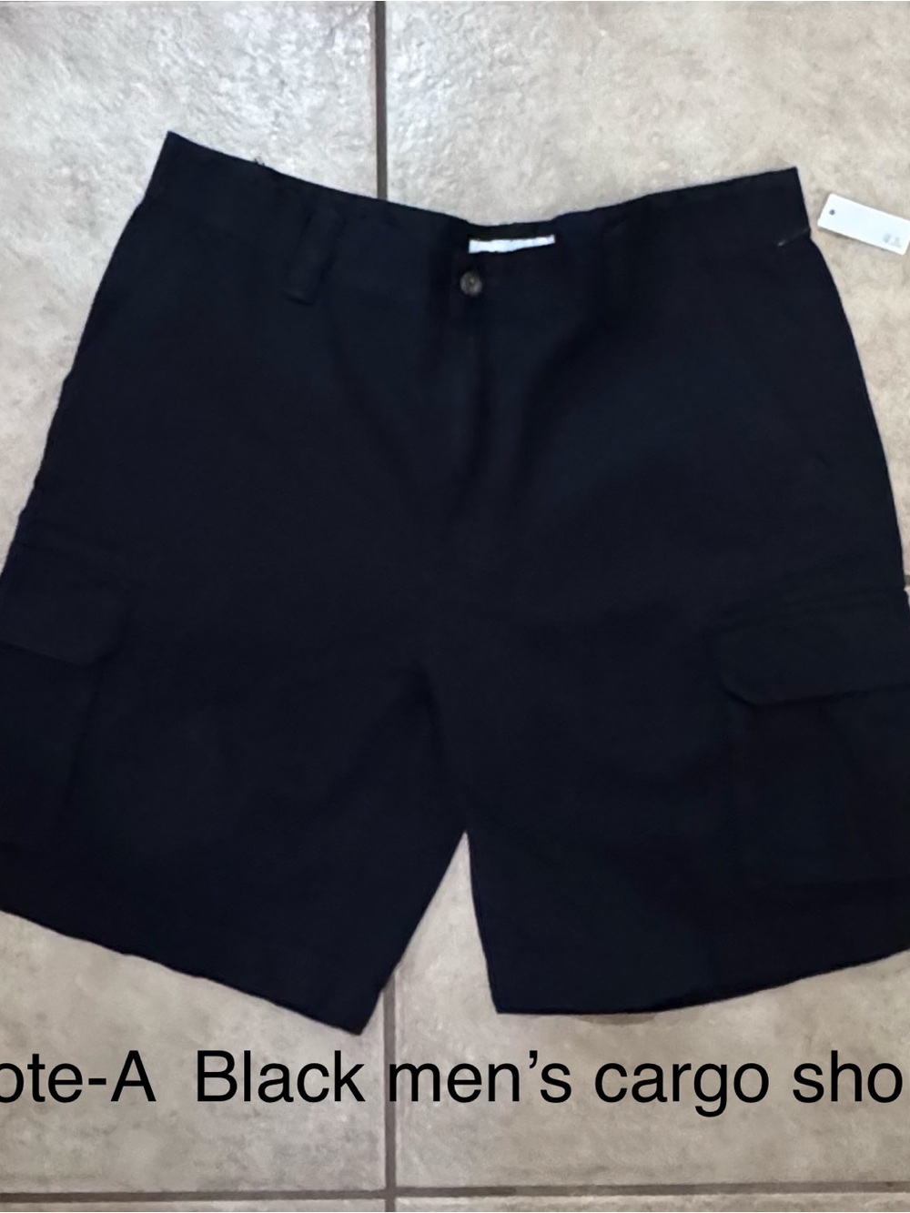 Amazon Essentials Black Men's Cargo Shorts - Utility Pocket Style
